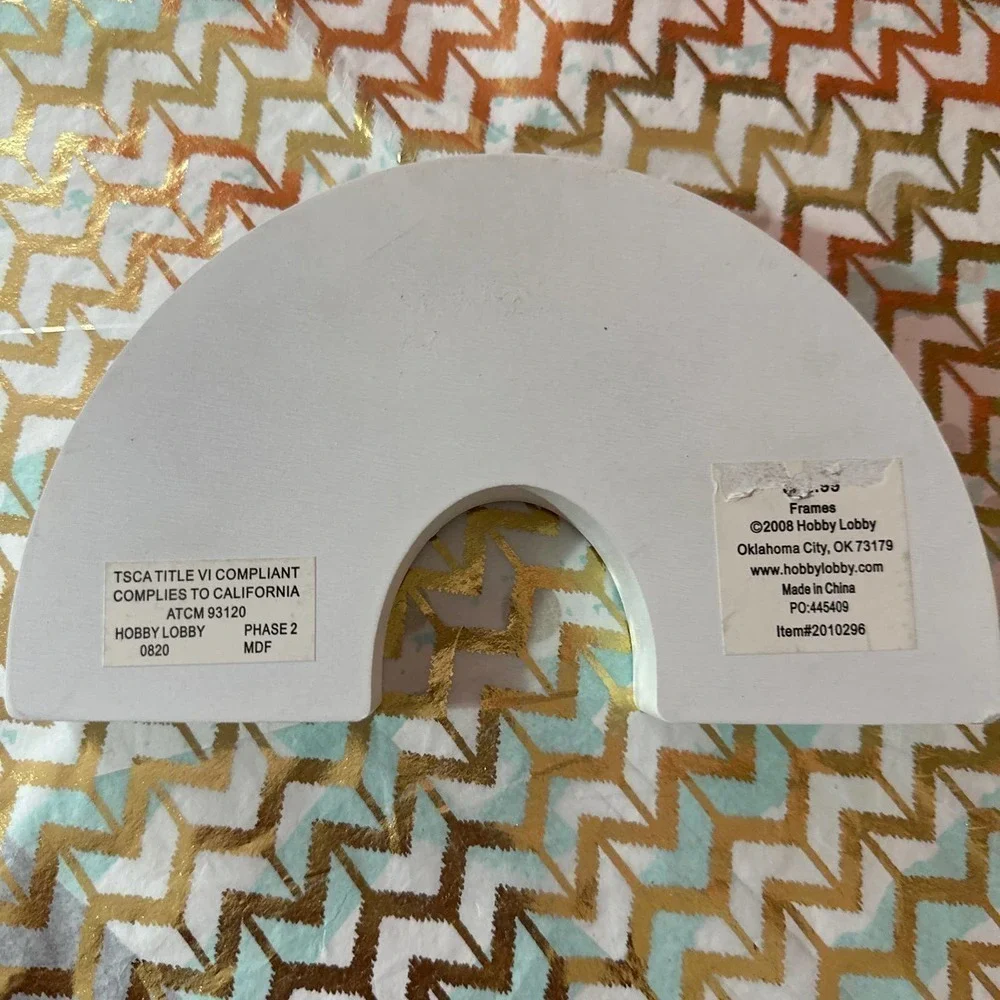 HOBBY lobby Rainbow picture frame